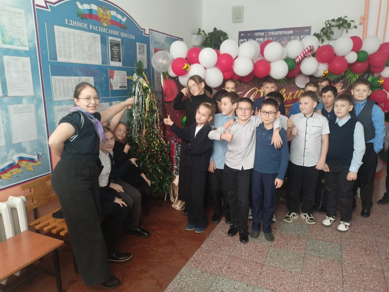 Новогодний квест: приключение в нашей школе!.