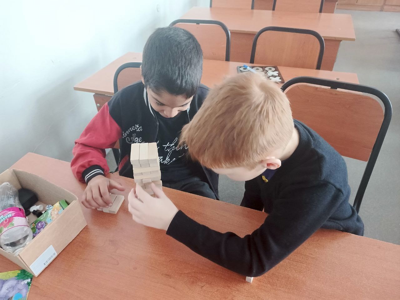 Третий день школьной площадки: День друзей!.